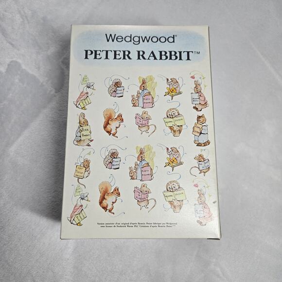 Wedgwood Peter Rabbit Beatrix Potter 2 Piece Porcelain Nursery Set NOB - Picture 1 of 7